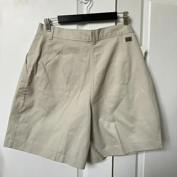 Vintage 90s Lee Deadstock Tan Pleated Front High Rise Shorts - Picture 5 of 8